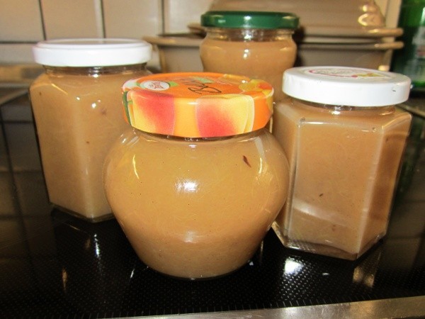 Rhabarbermarmelade mit Vanille – Bilder und Rezept auf Tinas Küche